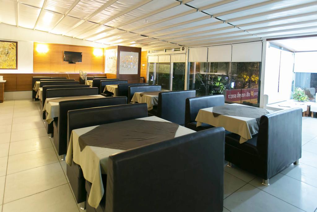 Hotel Treebo Cherry Tree Indore